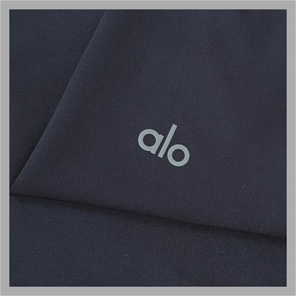 Alo Yoga Airbrush High-Waist Front-Slit Straight-Leg Legging Black Size S - Picture 8 of 8